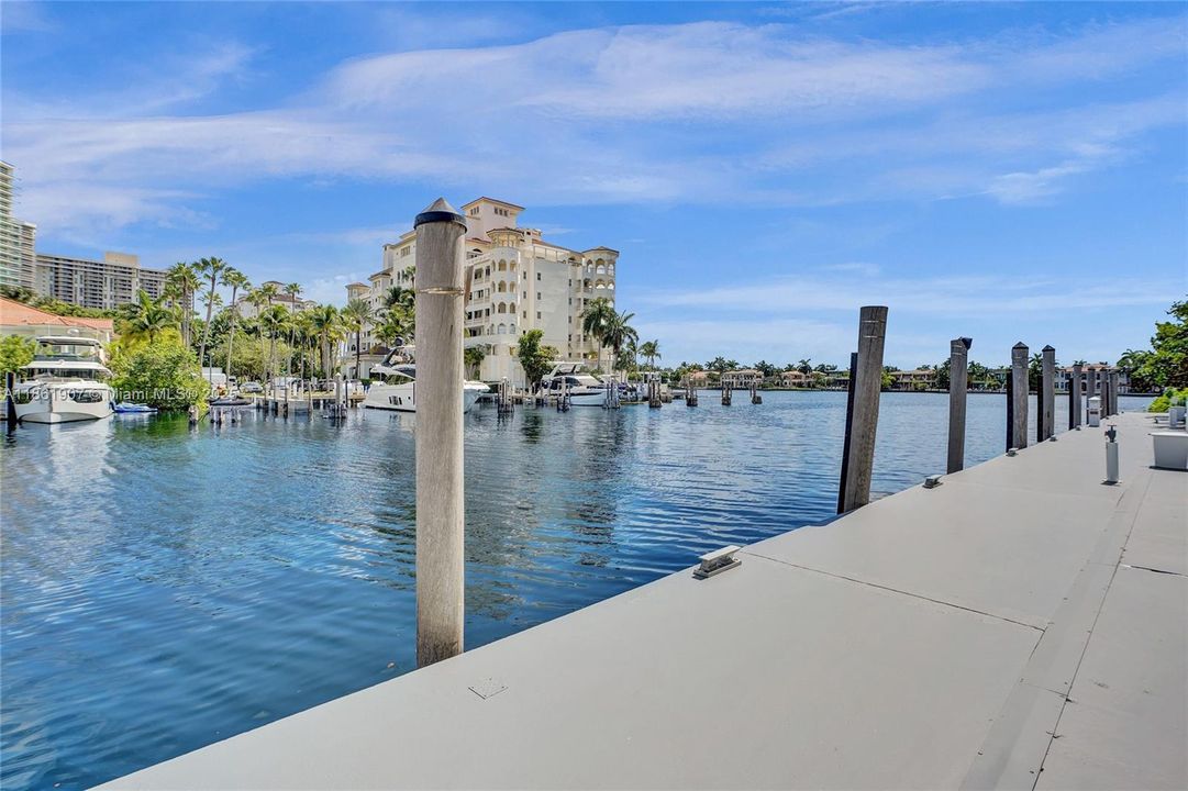 待售: $649,000 (3 贝兹, 2 浴室, 1600 平方英尺)