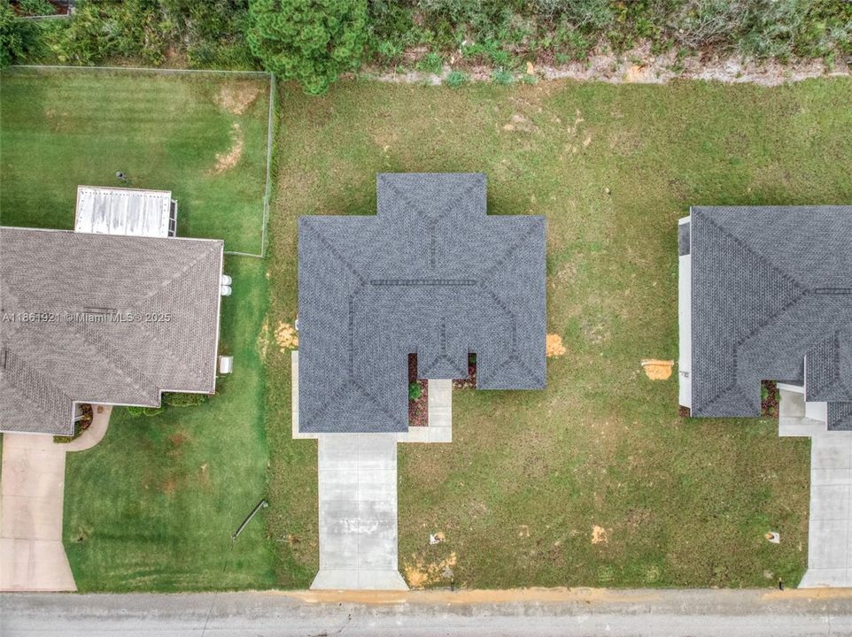 На продажу: $350,000 (3 спален, 3 ванн, 1687 Квадратных фут)