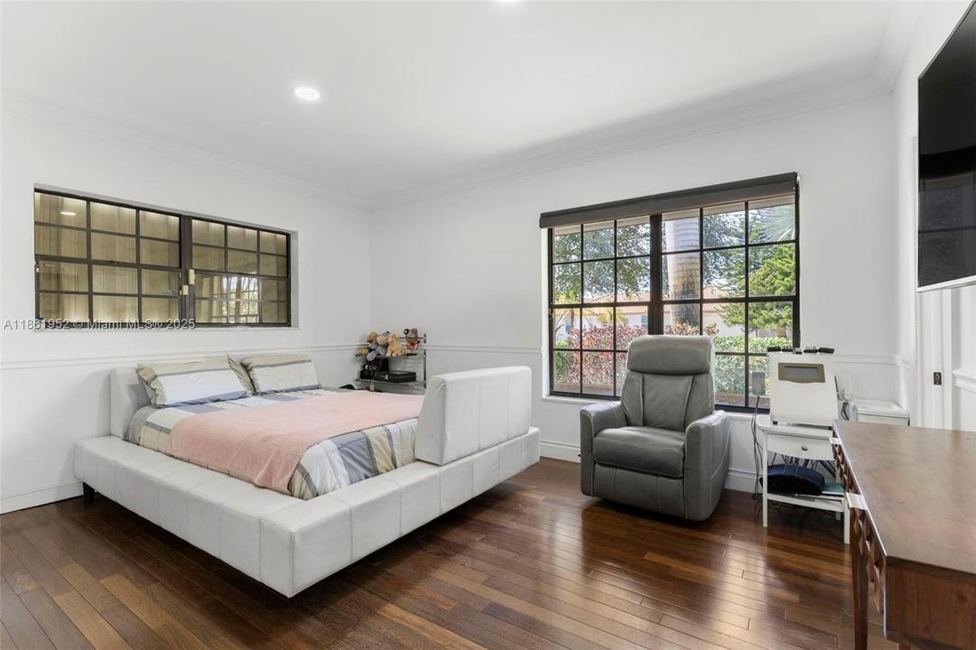 For Sale: $1,190,000 (4 beds, 4 baths, 3134 Square Feet)