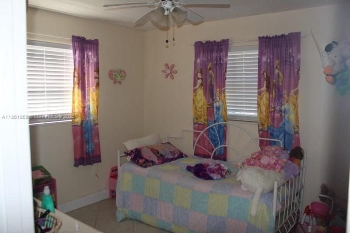 Active With Contract: $3,800 (4 beds, 2 baths, 1452 Square Feet)