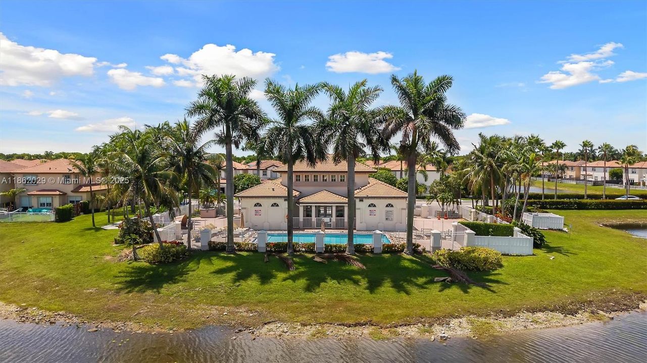 Active With Contract: $825,000 (5 beds, 3 baths, 2355 Square Feet)