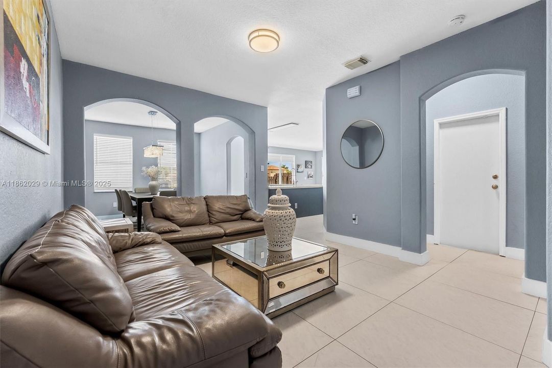 Active With Contract: $825,000 (5 beds, 3 baths, 2355 Square Feet)