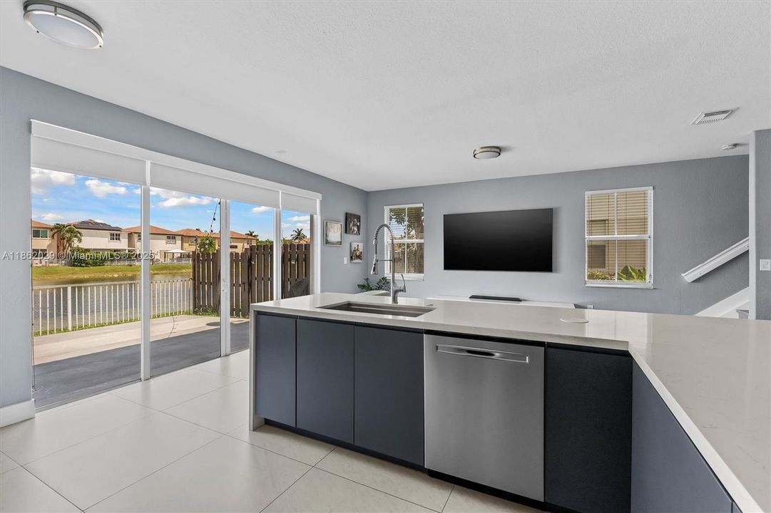 Active With Contract: $825,000 (5 beds, 3 baths, 2355 Square Feet)