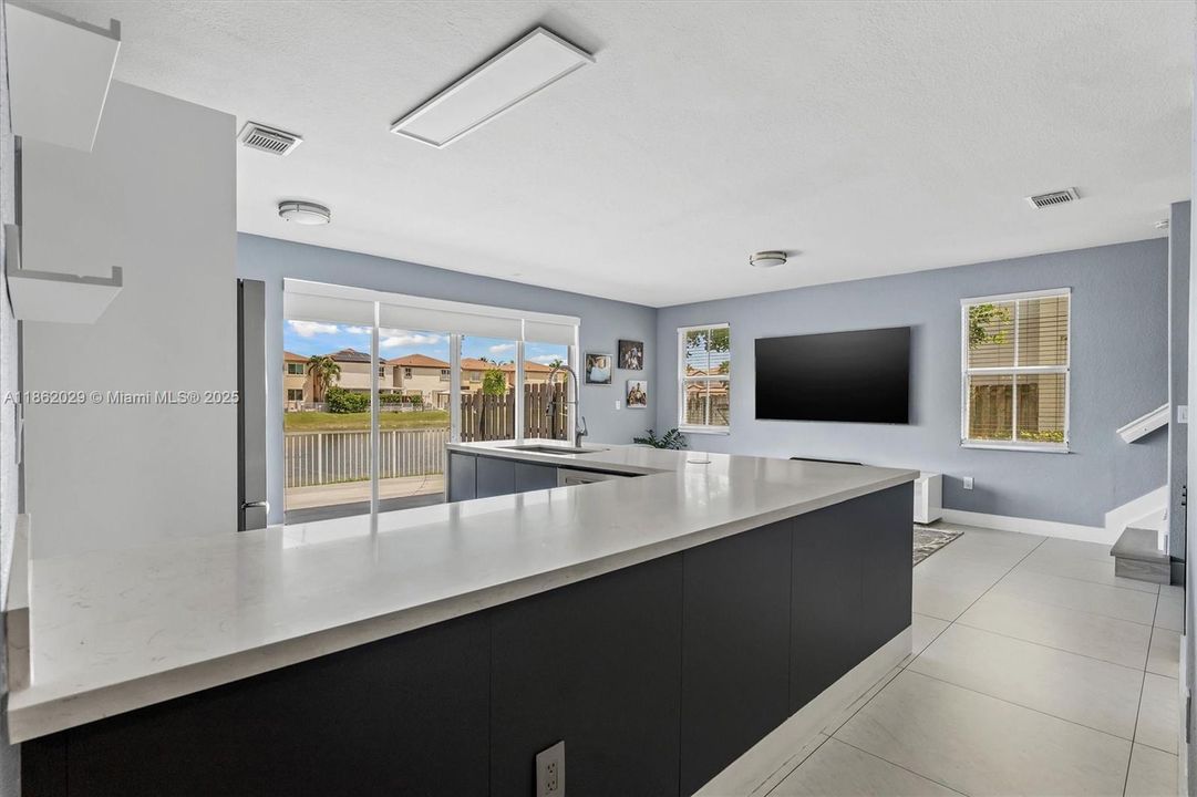 Active With Contract: $825,000 (5 beds, 3 baths, 2355 Square Feet)