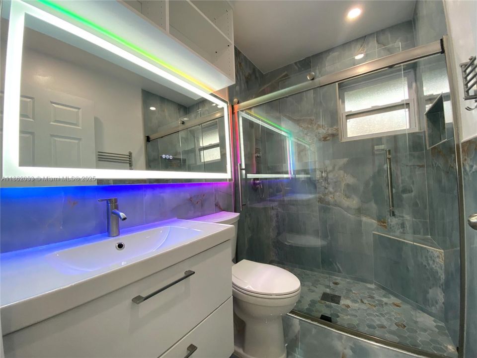 待售: $539,900 (3 贝兹, 2 浴室, 1173 平方英尺)