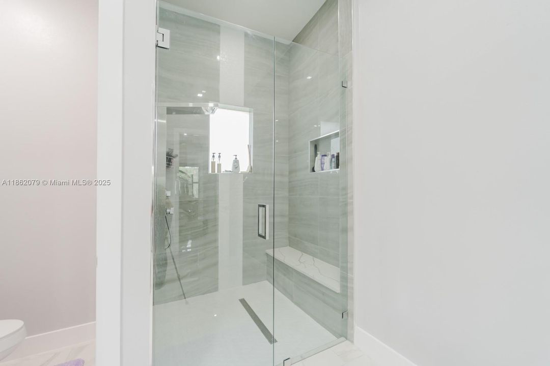 待售: $759,900 (3 贝兹, 2 浴室, 0 平方英尺)