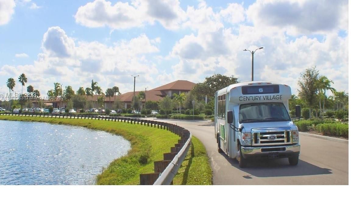 Vendido Recientemente: $210,000 (2 camas, 2 baños, 1364 Pies cuadrados)