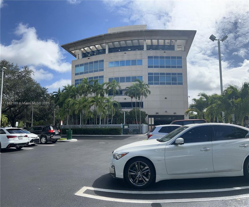 For Rent: $9,650 (0 beds, 0 baths, 0 Square Feet)