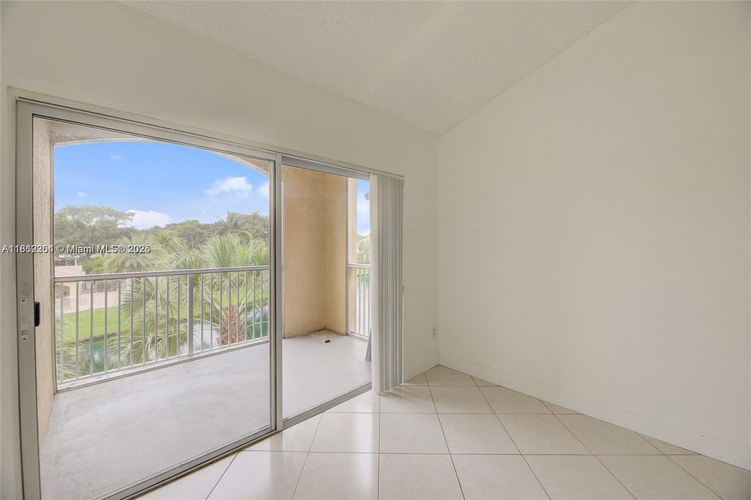 Recientemente alquilado: $1,850 (1 camas, 1 baños, 823 Pies cuadrados)