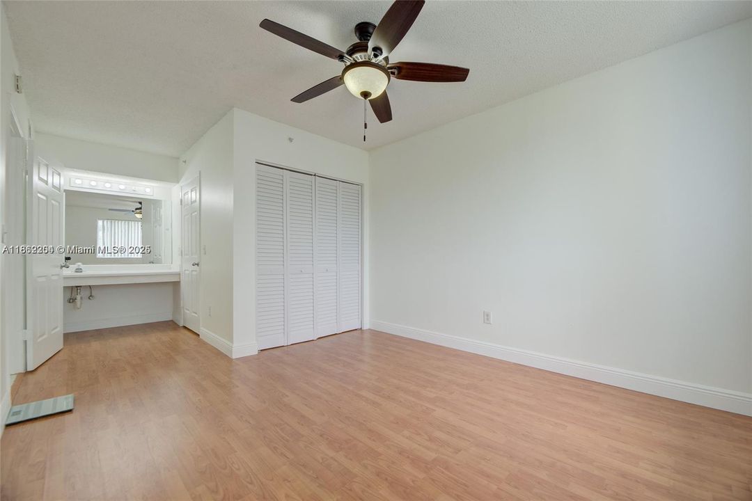 Recientemente alquilado: $1,850 (1 camas, 1 baños, 823 Pies cuadrados)