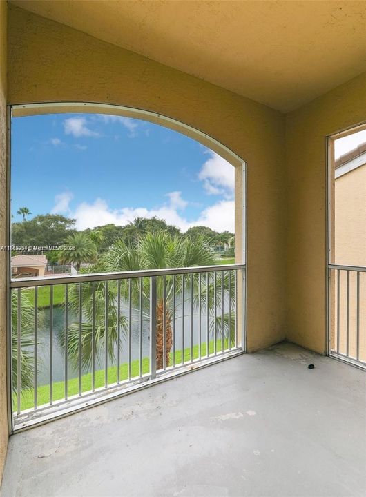 Recientemente alquilado: $1,850 (1 camas, 1 baños, 823 Pies cuadrados)