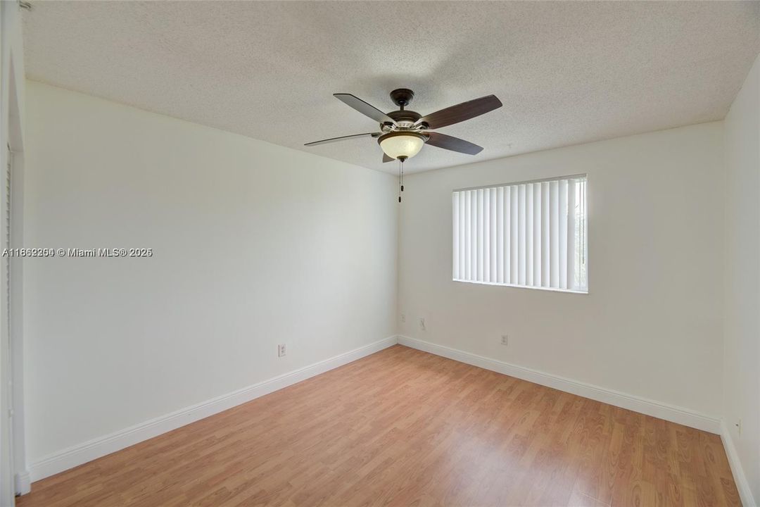 Recientemente alquilado: $1,850 (1 camas, 1 baños, 823 Pies cuadrados)