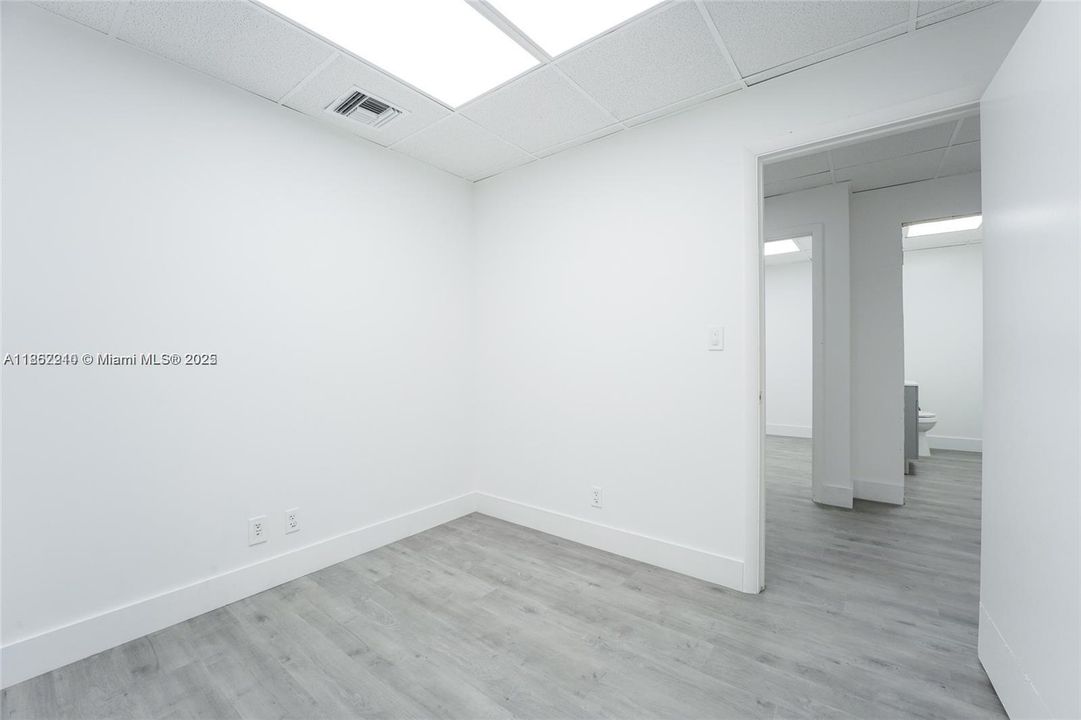 Activo con contrato: $3,400 (0 camas, 0 baños, 0 Pies cuadrados)