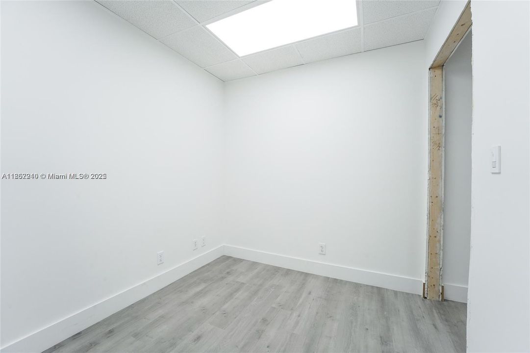 Activo con contrato: $3,400 (0 camas, 0 baños, 0 Pies cuadrados)