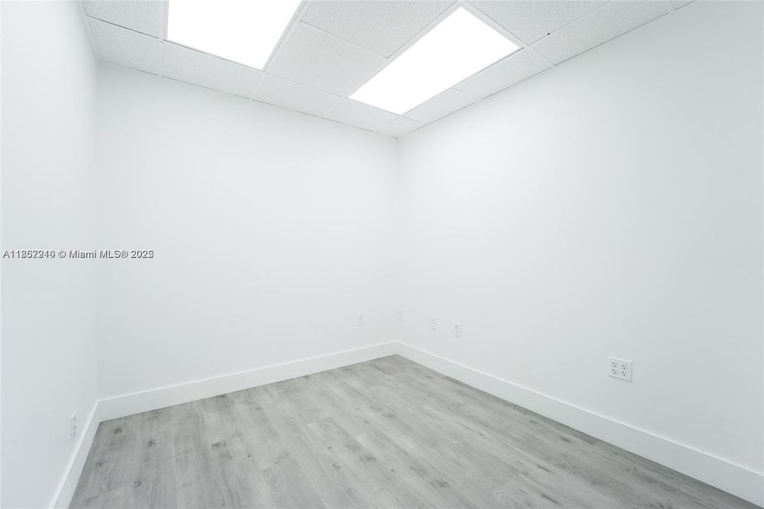 Activo con contrato: $3,400 (0 camas, 0 baños, 0 Pies cuadrados)