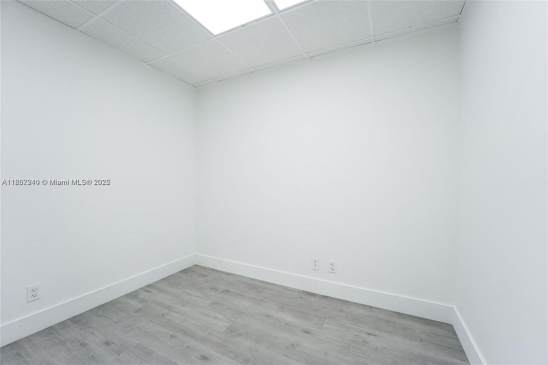 Activo con contrato: $3,400 (0 camas, 0 baños, 0 Pies cuadrados)