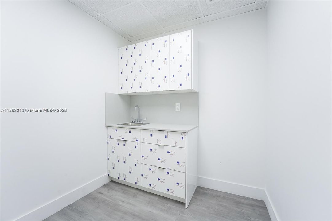 Activo con contrato: $3,400 (0 camas, 0 baños, 0 Pies cuadrados)