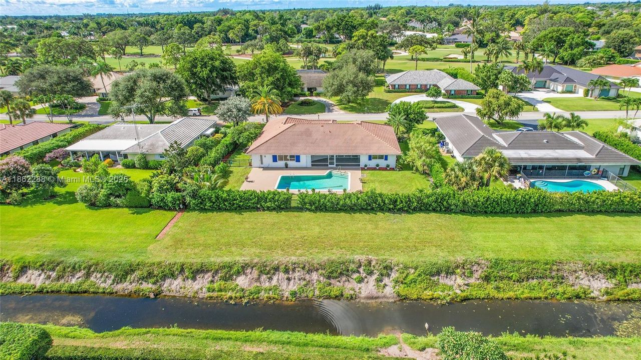 待售: $999,000 (4 贝兹, 3 浴室, 2557 平方英尺)