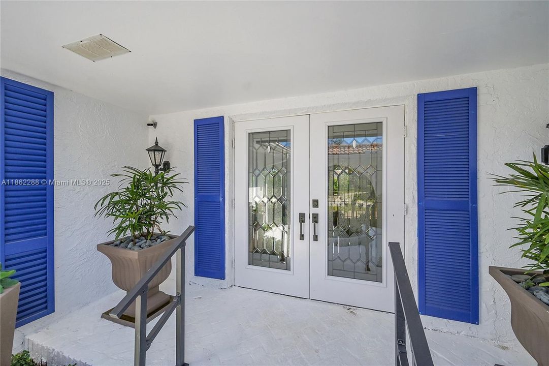 待售: $999,000 (4 贝兹, 3 浴室, 2557 平方英尺)