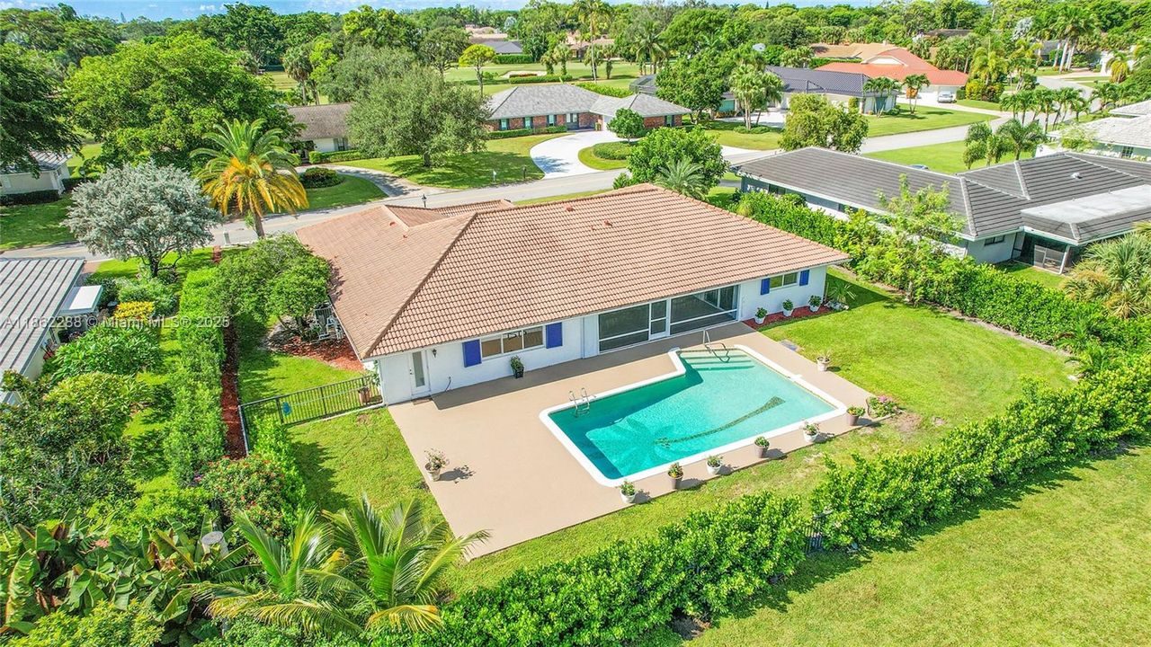 待售: $999,000 (4 贝兹, 3 浴室, 2557 平方英尺)