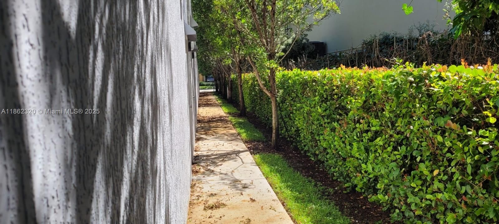 出租: $16 (0 贝兹, 0 浴室, 0 平方英尺)