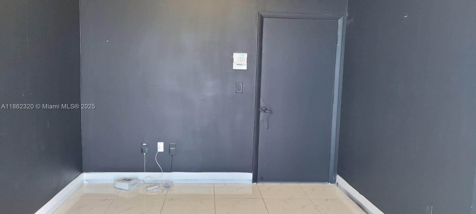 出租: $16 (0 贝兹, 0 浴室, 0 平方英尺)