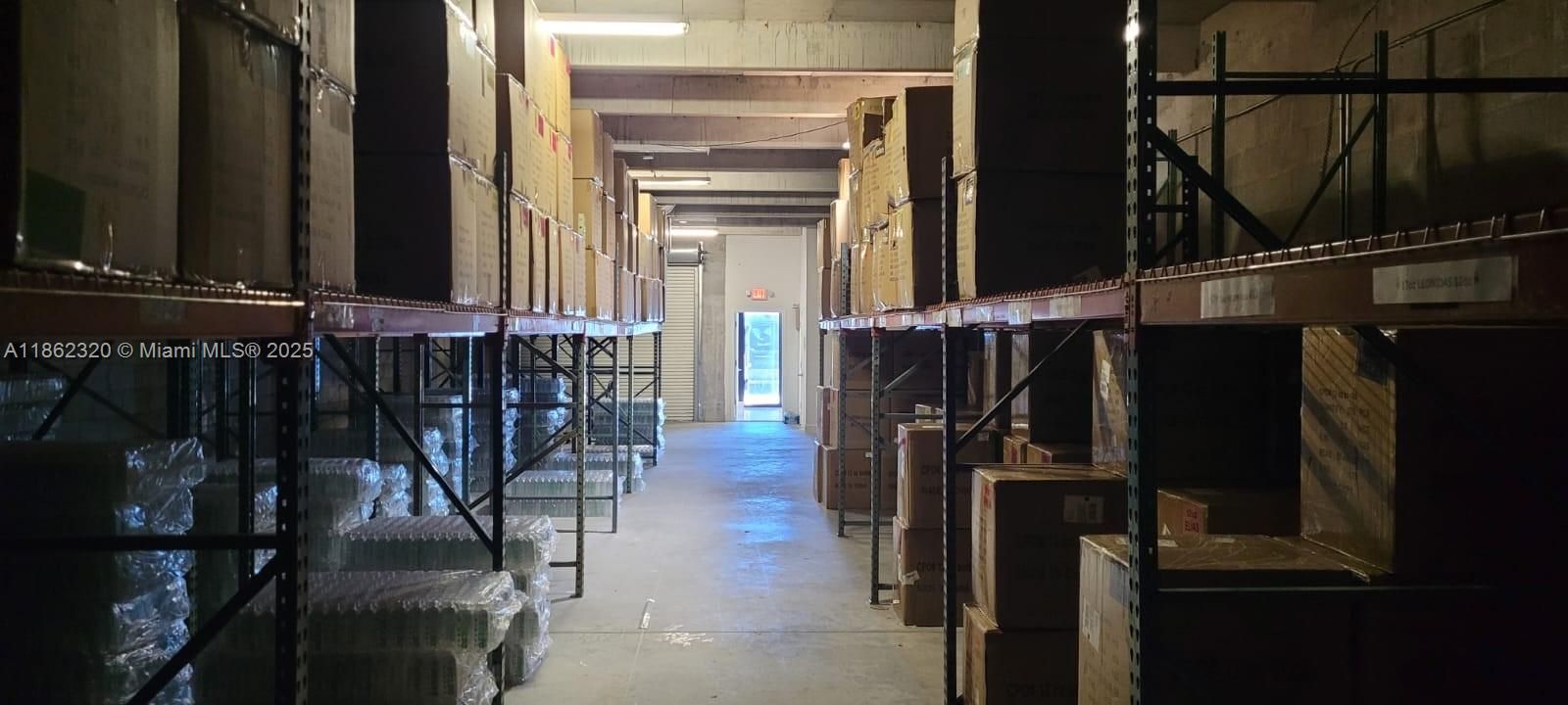 出租: $16 (0 贝兹, 0 浴室, 0 平方英尺)