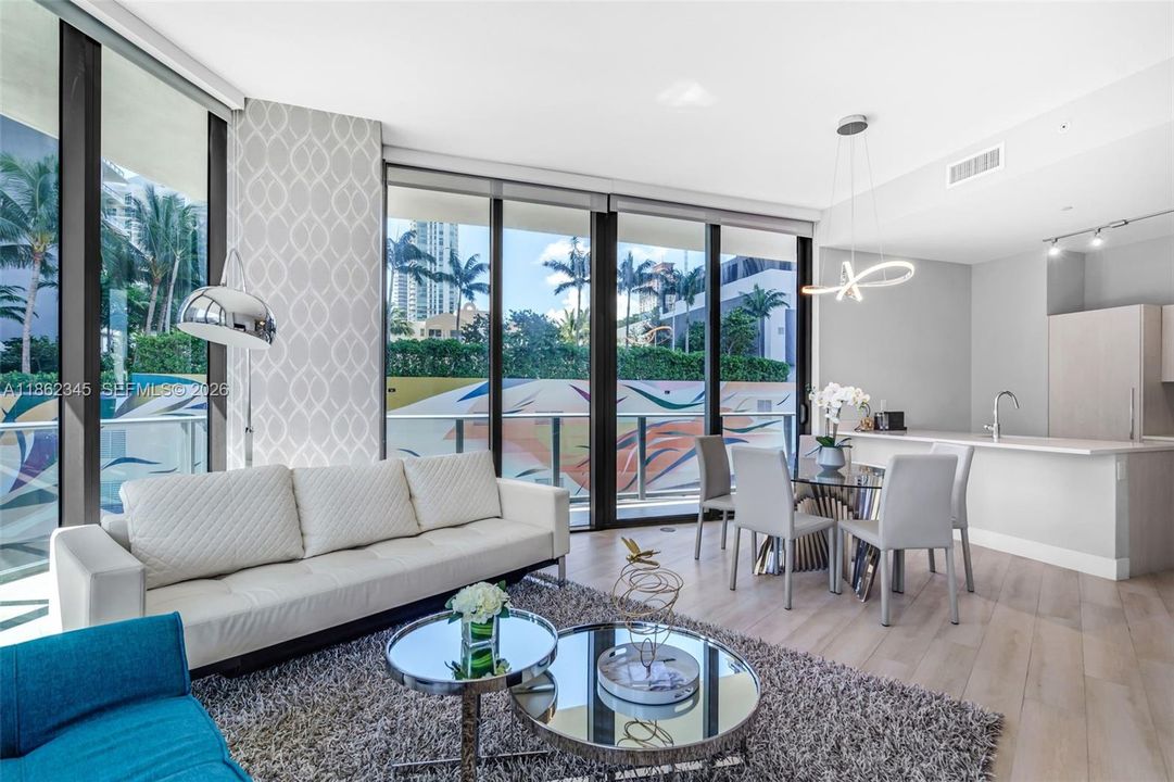 En Venta: $680,000 (3 camas, 2 baños, 1152 Pies cuadrados)