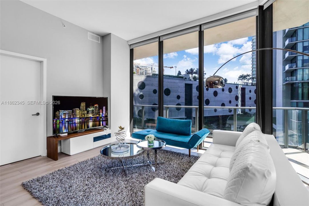 En Venta: $680,000 (3 camas, 2 baños, 1152 Pies cuadrados)