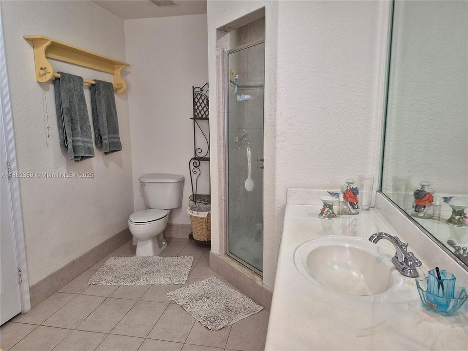 На продажу: $799,900 (4 спален, 2 ванн, 0 Квадратных фут)