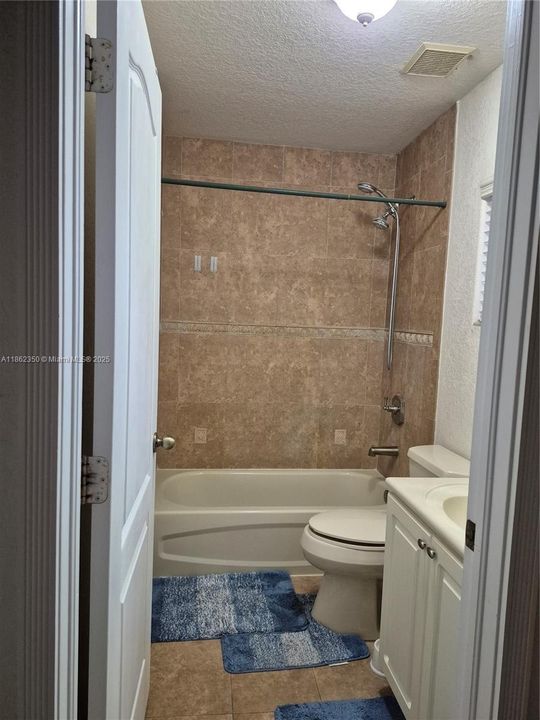 На продажу: $799,900 (4 спален, 2 ванн, 0 Квадратных фут)