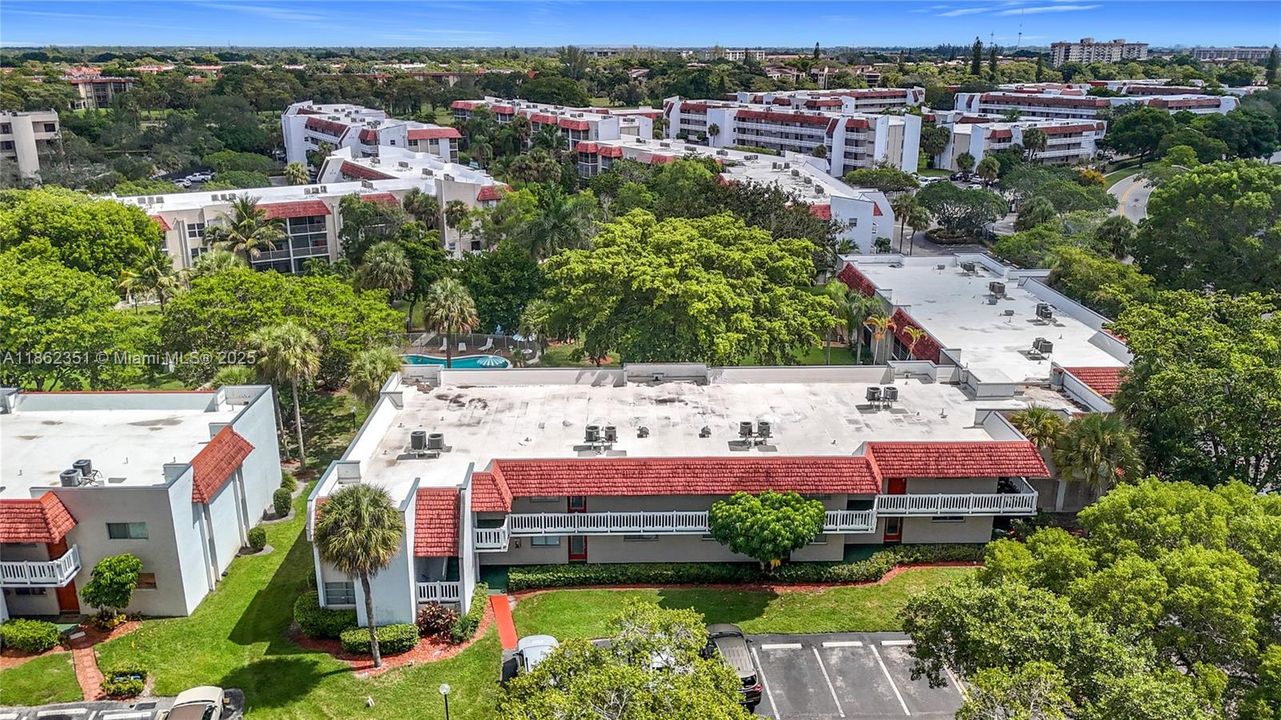 最近租的: $1,200 (2 贝兹, 2 浴室, 1070 平方英尺)