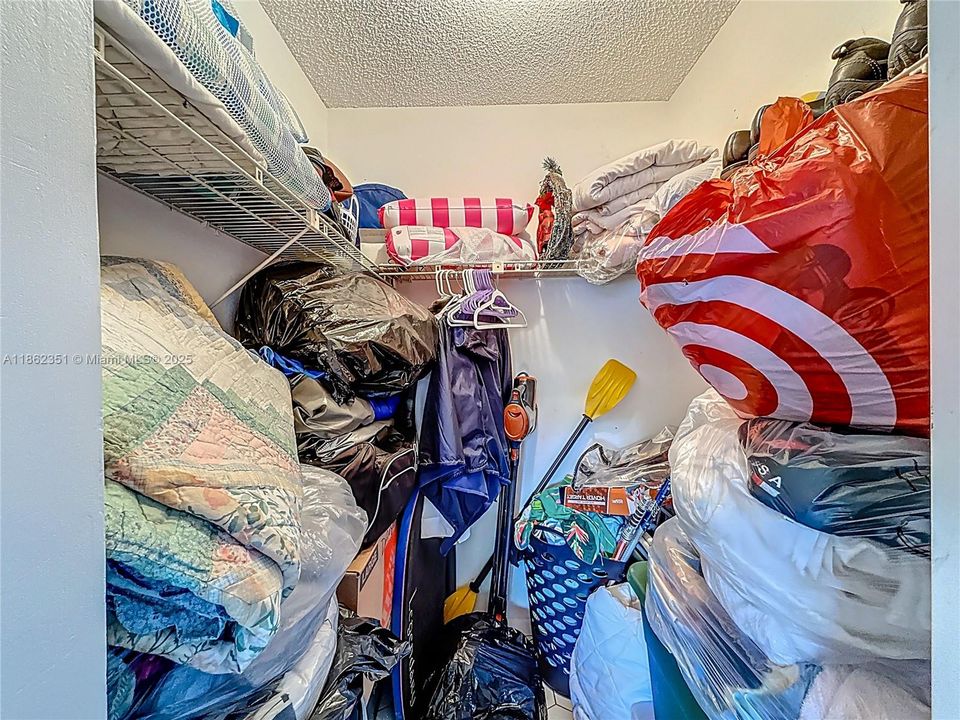 最近租的: $1,200 (2 贝兹, 2 浴室, 1070 平方英尺)