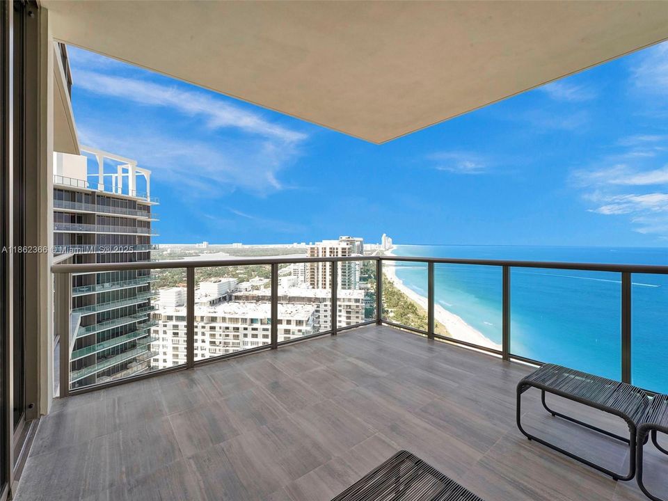 For Sale: $4,490,000 (2 beds, 3 baths, 1725 Square Feet)