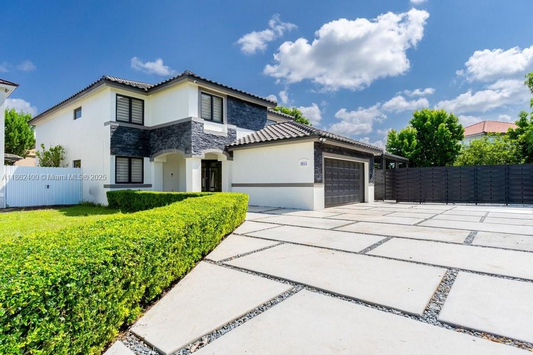 На продажу: $1,285,000 (4 спален, 3 ванн, 2681 Квадратных фут)