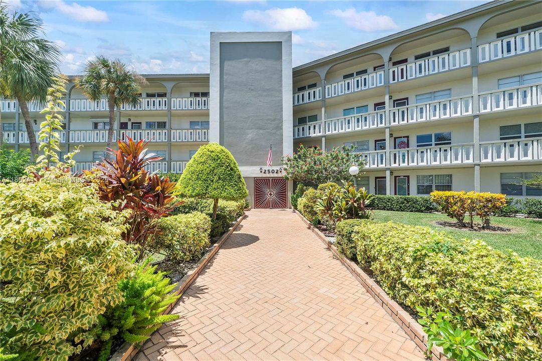 En Venta: $99,999 (2 camas, 2 baños, 1156 Pies cuadrados)