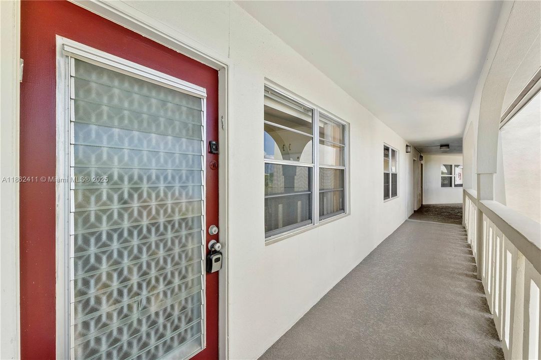 En Venta: $99,999 (2 camas, 2 baños, 1156 Pies cuadrados)