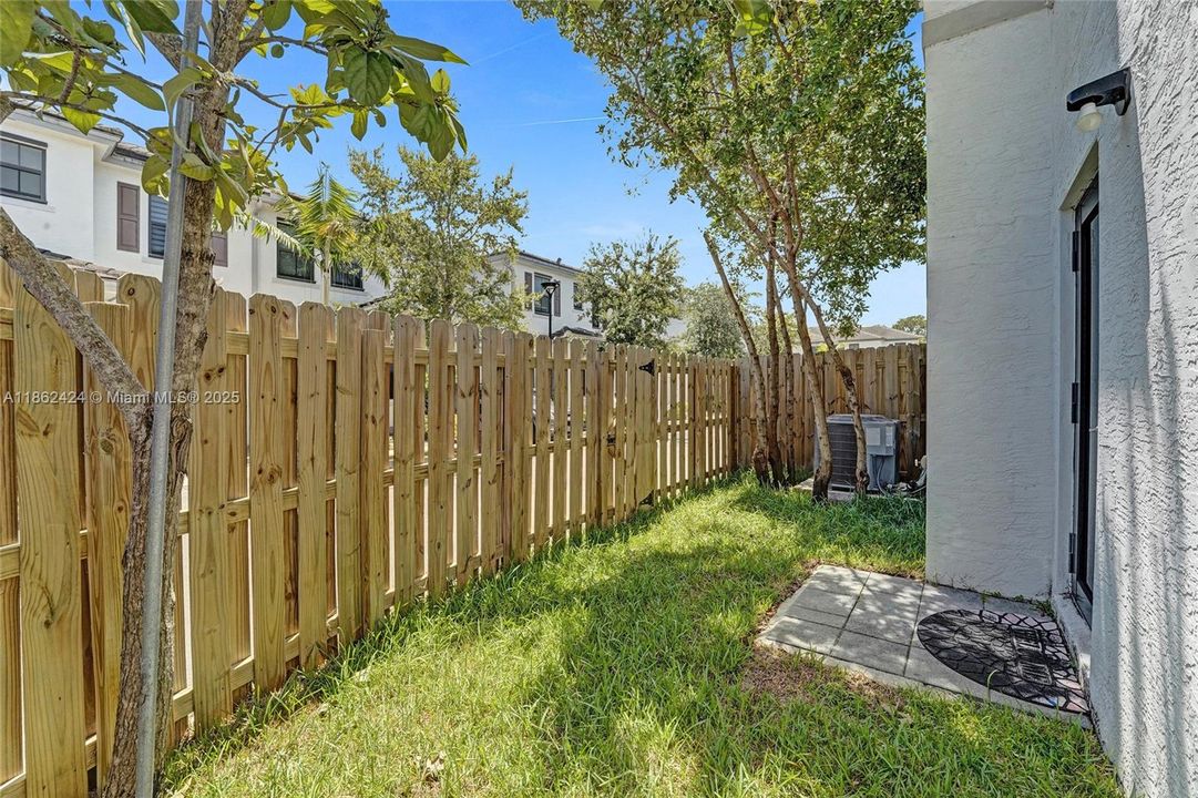 En Venta: $525,000 (3 camas, 2 baños, 1539 Pies cuadrados)