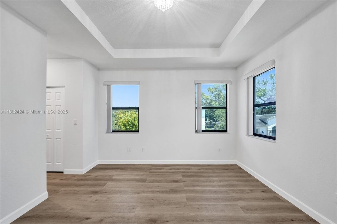 En Venta: $525,000 (3 camas, 2 baños, 1539 Pies cuadrados)