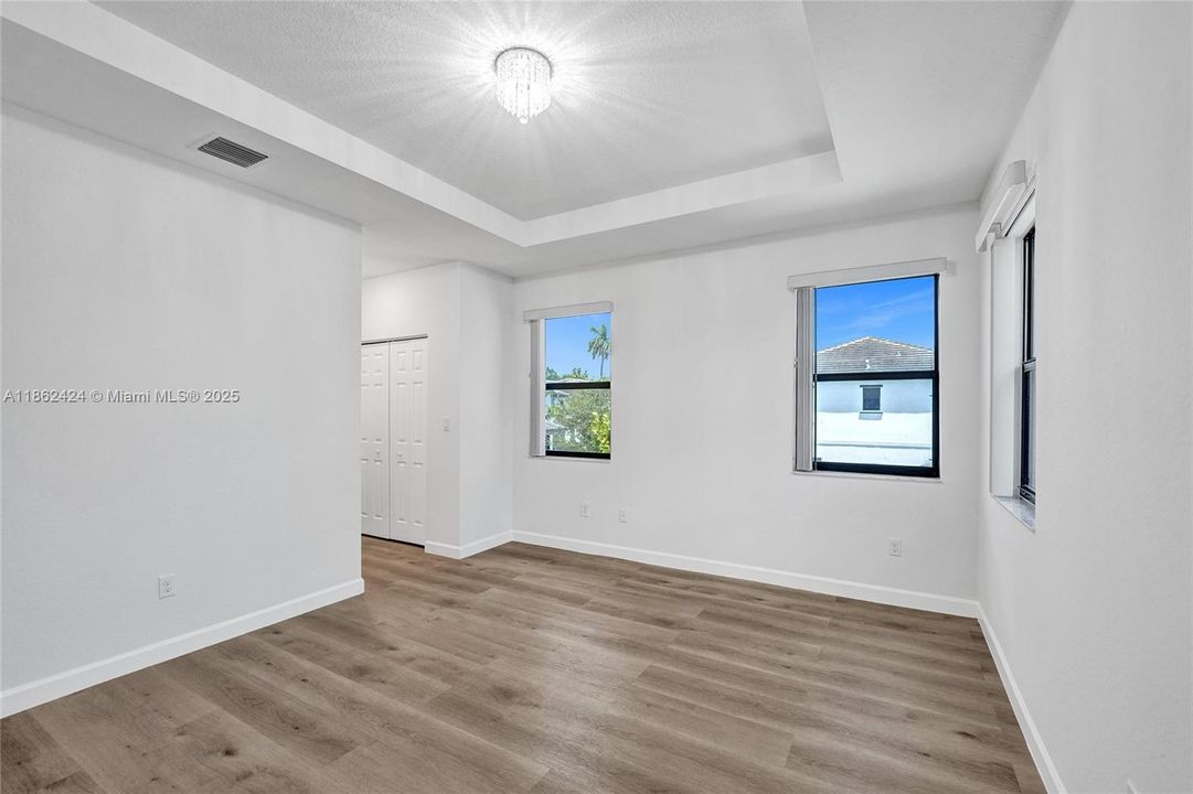 En Venta: $525,000 (3 camas, 2 baños, 1539 Pies cuadrados)