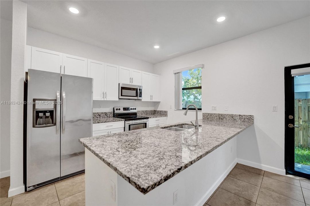 En Venta: $525,000 (3 camas, 2 baños, 1539 Pies cuadrados)