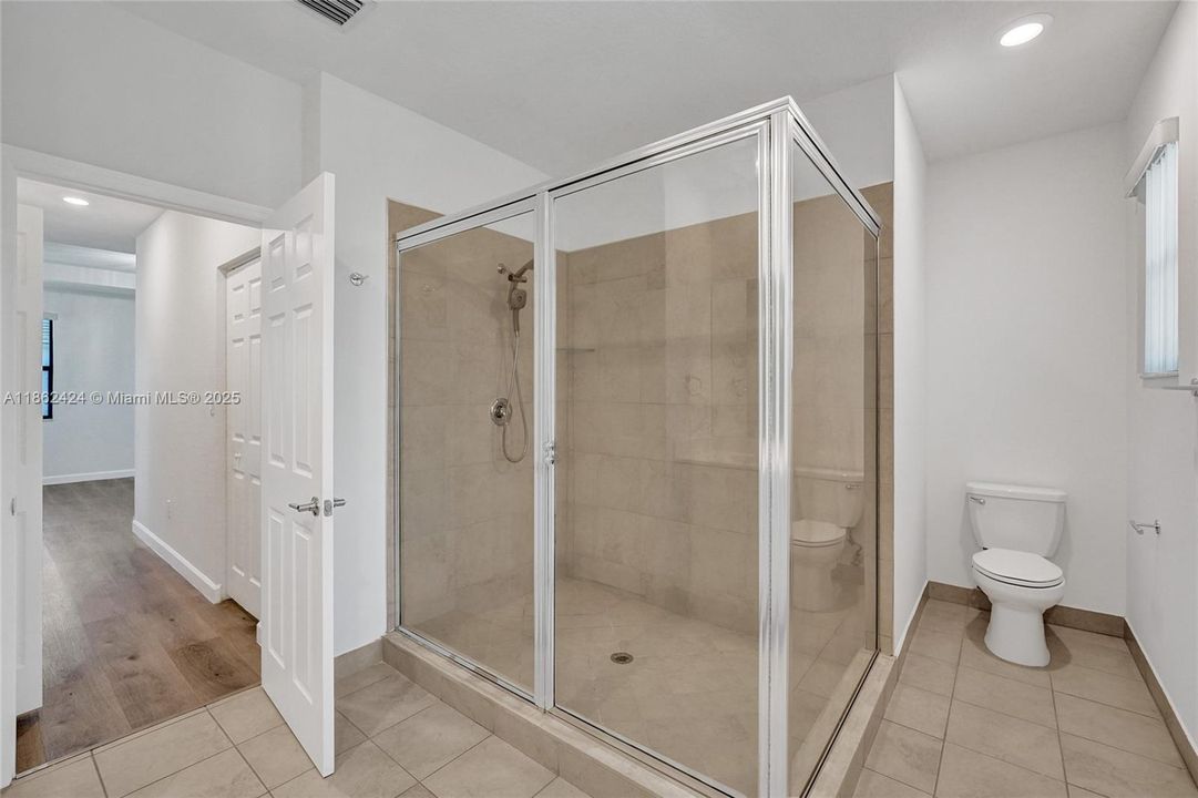 En Venta: $525,000 (3 camas, 2 baños, 1539 Pies cuadrados)