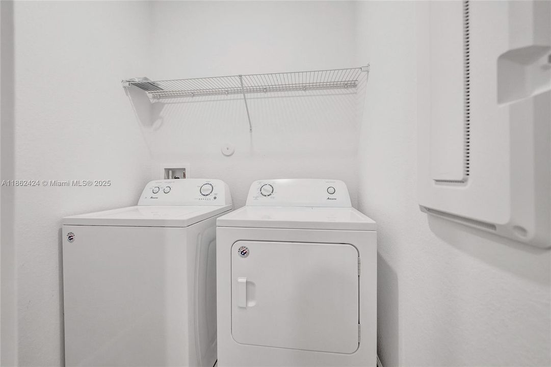 En Venta: $525,000 (3 camas, 2 baños, 1539 Pies cuadrados)