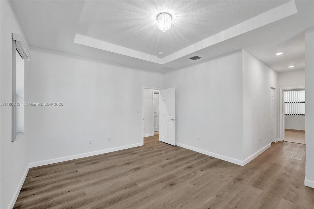 En Venta: $525,000 (3 camas, 2 baños, 1539 Pies cuadrados)