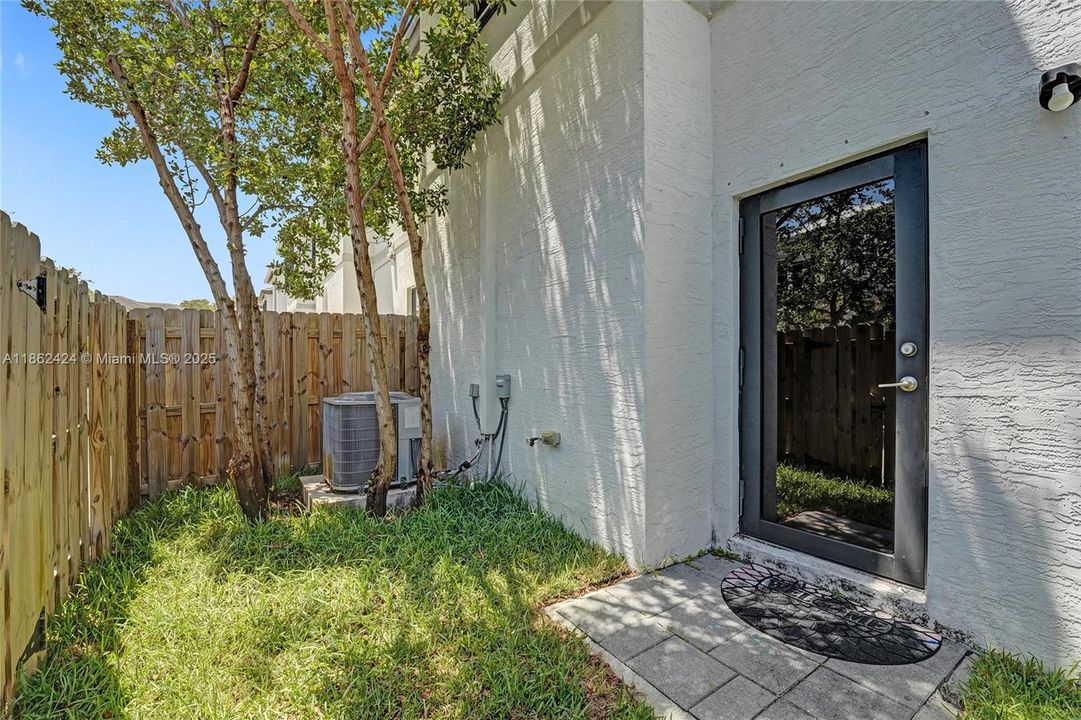 En Venta: $525,000 (3 camas, 2 baños, 1539 Pies cuadrados)