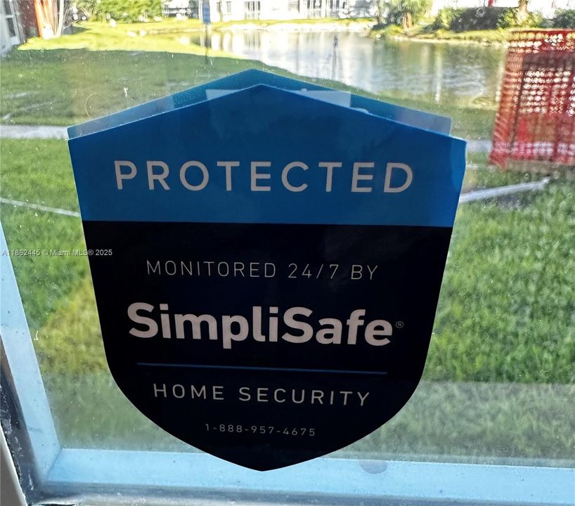 Под контрактом: $145,000 (1 спален, 1 ванн, 1036 Квадратных фут)