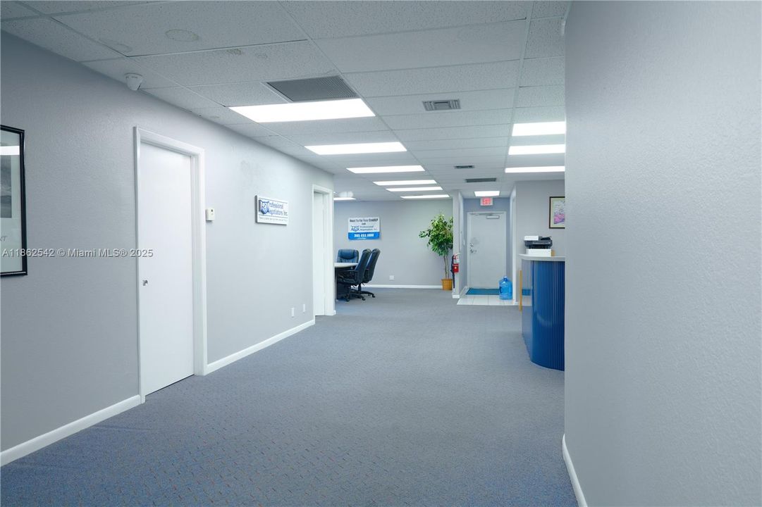 В аренду: $1,400 (0 спален, 0 ванн, 0 Квадратных фут)