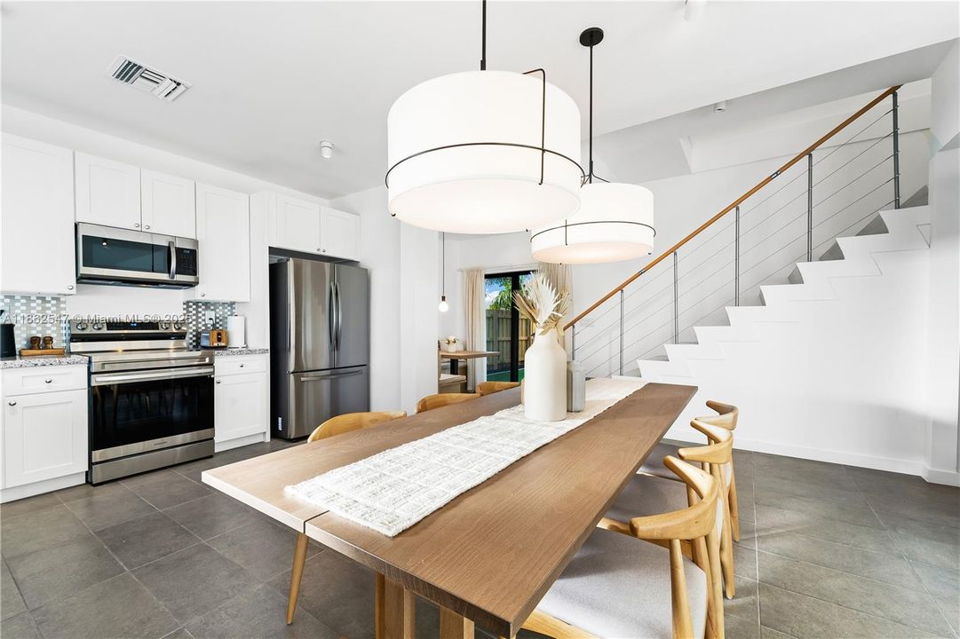 For Sale: $624,000 (3 beds, 2 baths, 1540 Square Feet)