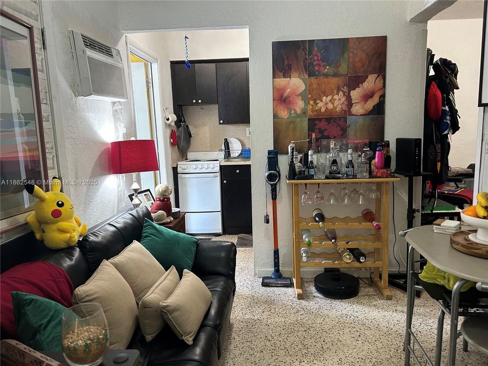 Vendido Recientemente: $800,000 (0 camas, 0 baños, 0 Pies cuadrados)