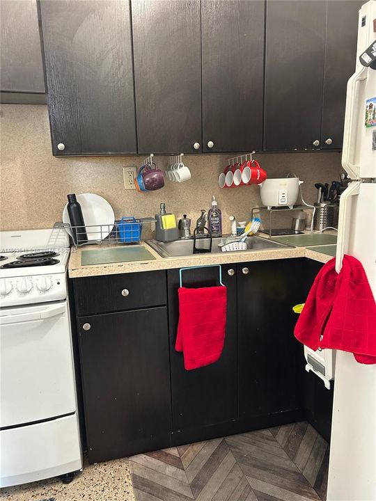 Vendido Recientemente: $800,000 (0 camas, 0 baños, 0 Pies cuadrados)